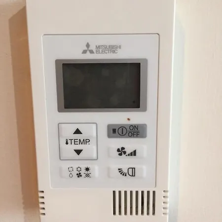 Apartamento Toplu Ulaşıma Yakın Site İçinde Hijyenik 1+1 Daire Istambul