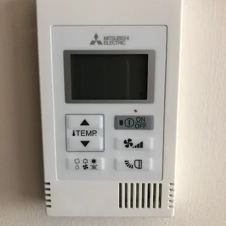 Apartamento Toplu Ulaşıma Yakın Site İçinde Hijyenik 1+1 Daire Istambul